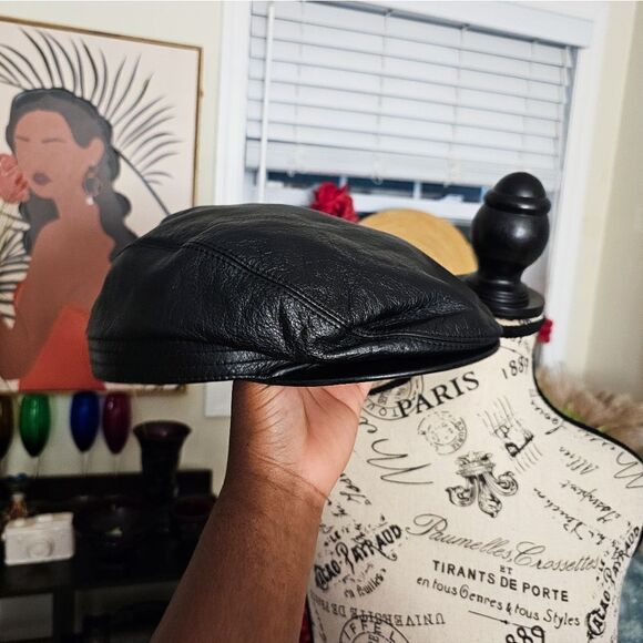 VTG Wilson Leather Unisex Cabbie Style News Boy Hat. main image 7